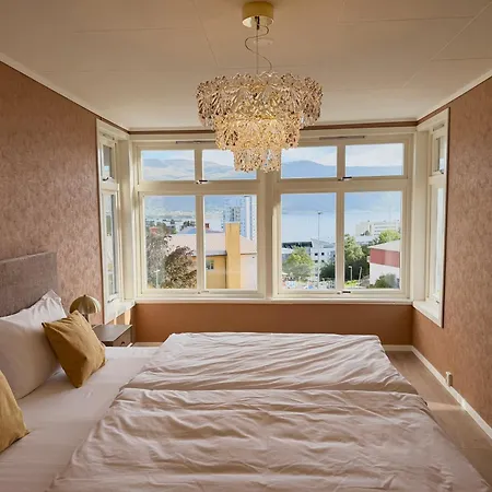 Modern Comfort With Free Parking Apartman Ålesund