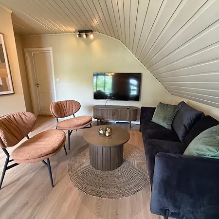 Modern Comfort With Free Parking * Ålesund